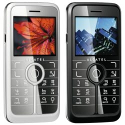 Alcatel OT-V770 Design futuristico per un cellulare decisamente retrò